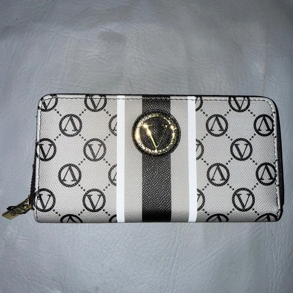 Bundle- Christian Lacroix, Adrienne Vittadini, London Fog Wallets